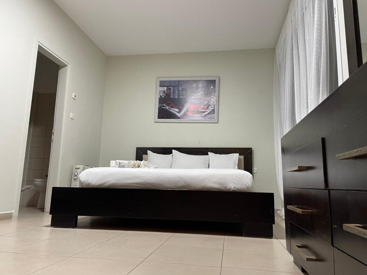 Isralux Apartments Bat Yam Εξωτερικό φωτογραφία