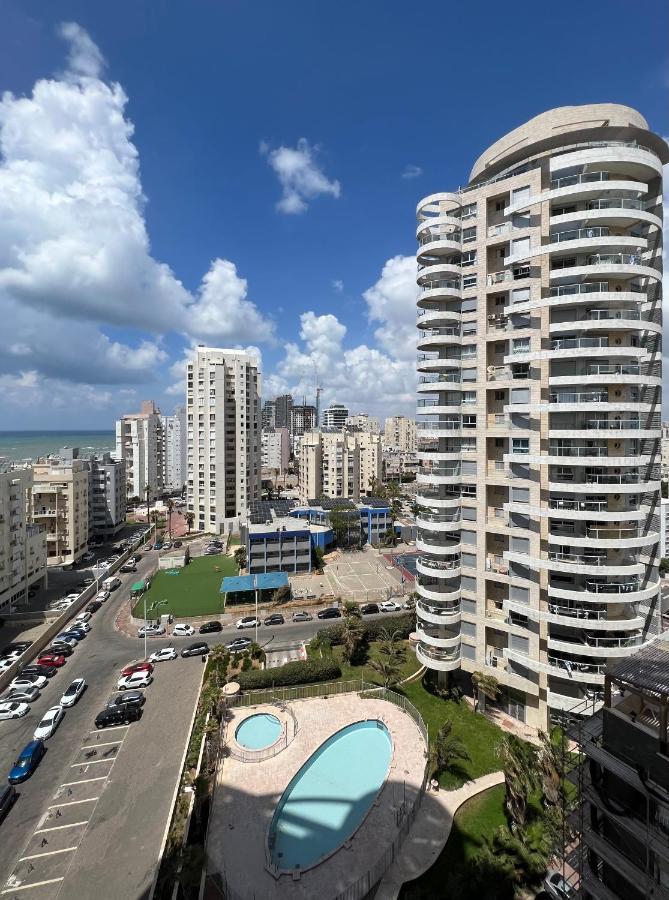 Isralux Apartments Bat Yam Εξωτερικό φωτογραφία